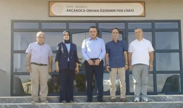 İl milli eğitim müdüründen yeni okul binasında inceleme