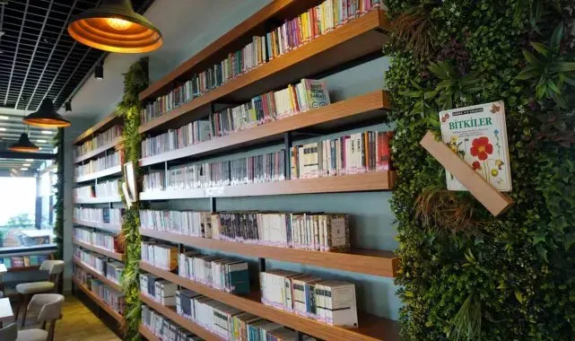 Kitap kahvelerde 70 binden fazla kitap ödünç verildi