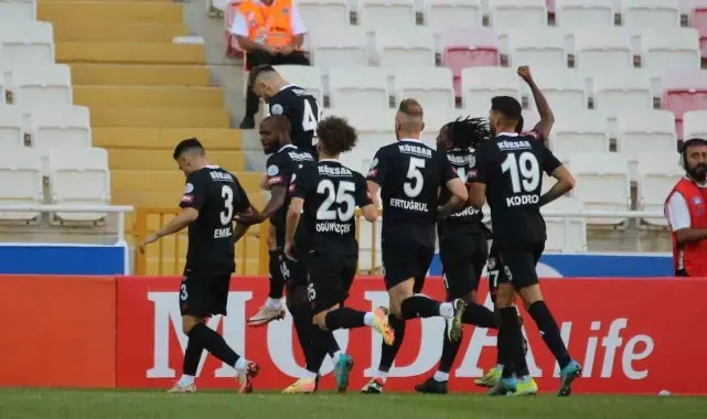 Trendyol Süper Lig: Sivasspor: 1 - Gaziantep FK: 1