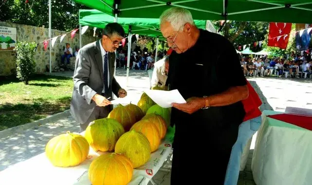 Karabağlar Yaylası'nda kavunlar yarıştı, kültür ve doğa buluştu