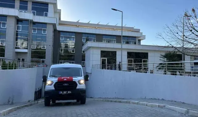 İsrail'in katlettiği Ayşenur Ezgi Eygi'nin cenazesi İzmir'den Aydın'a götürüldü