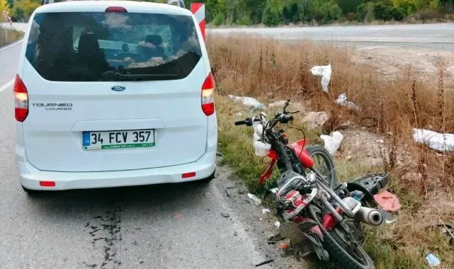 Kütahya'da otomobil ile motosiklet çarpıştı: 1 yaralı