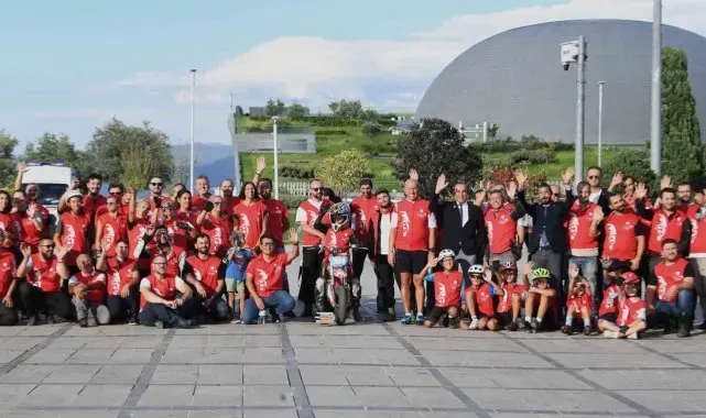Bursa'nın kurtuluşunun 102'inci yıldönümüne motosikletliler renk kattı