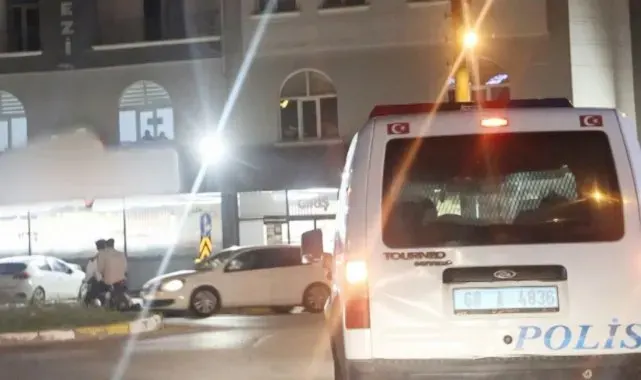 Aksaray'da film sahnelerini aratmayan polis-şüpheli kovalamacası kamerada