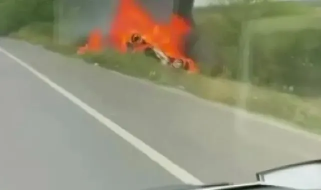 D-100'de takla atan otomobil alev topuna döndü: 1 yaralı