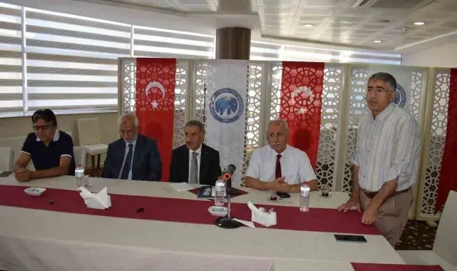 KMÜ'de "Gazze'de Çocuk Olmak" konulu hikaye yarışması tanıtıldı