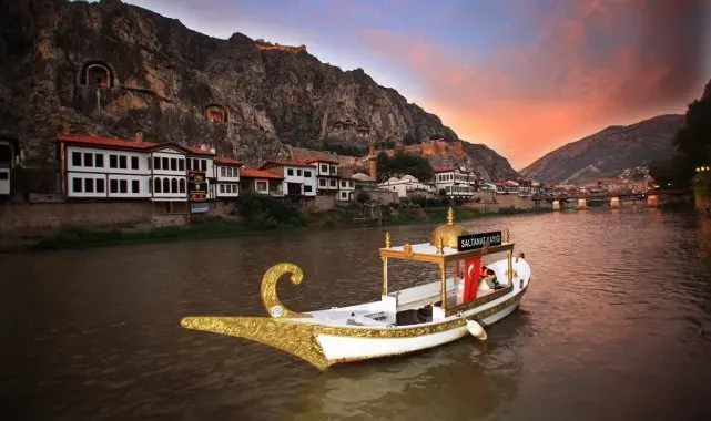 Turistlerin Türkiye hayranlığı The Guardian'da