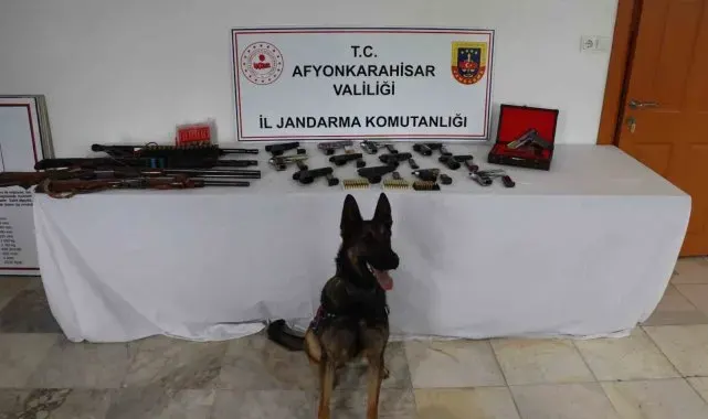 Eğlencelerde havaya ateş açan 27 şahsı jandarma yakaladı