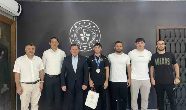 Avrupa ikincisi güreşçiden Kabakcı'ya ziyaret