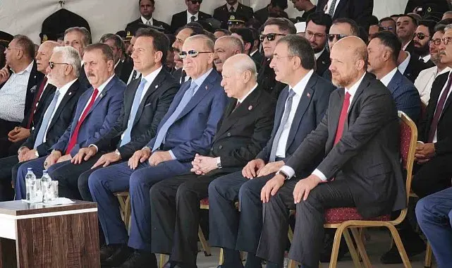 Cumhurbaşkanı Erdoğan: "Bölgemizde tarih yeniden yazılıyor"