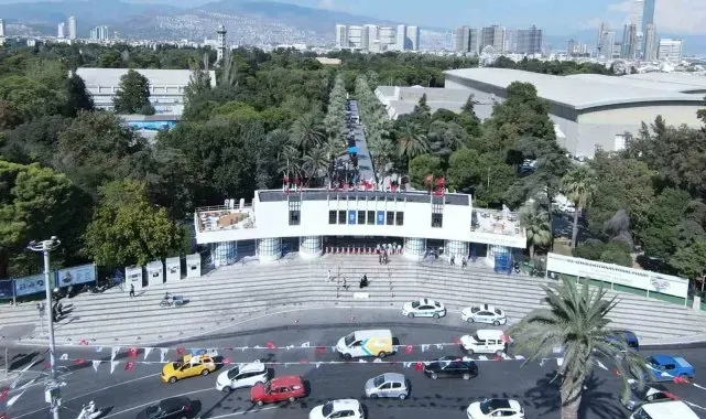 Kültürpark'ın kapıları yenilenen yüzüyle açıldı