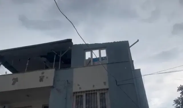 Fırtına çatı uçurdu, yangın çıkardı