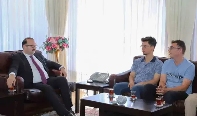 Hacımüftüoğlu: "Sizler, Geleceğin teknolojilerini şekillendireceksiniz"