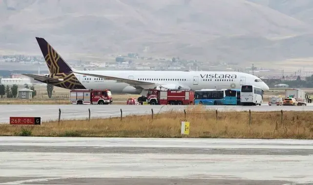 Hindistan uçağına bomba ihbarı: Erzurum Havalimanı'na acil iniş yaptı