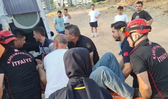 Kahramanmaraş'ta hafriyat kamyonu devrildi