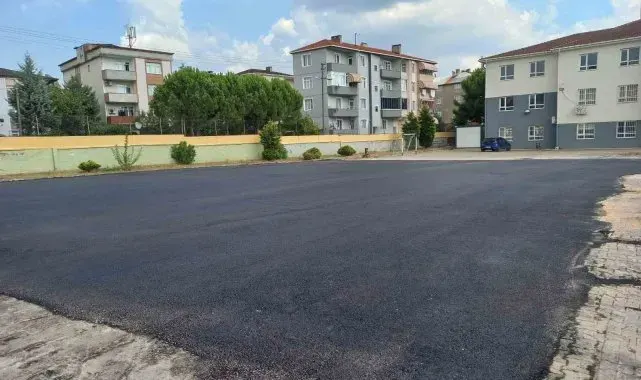 Körfez'de okul bahçeleri yeni döneme hazırlanıyor