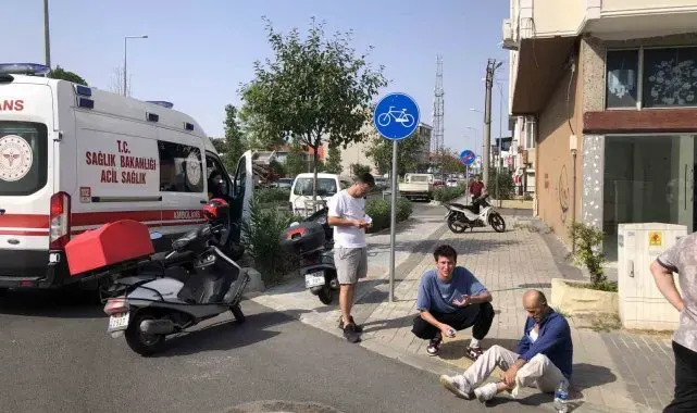 72 yaşındaki motosikletlinin yaralandığı kaza kamerada