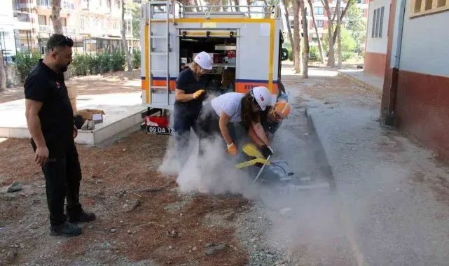 SÖTAK afetlere hazırlığa hız kesmeden devam ediyor