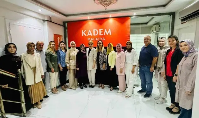 Milletvekili Ölmeztoprak, Genç KADEM'le buluştu