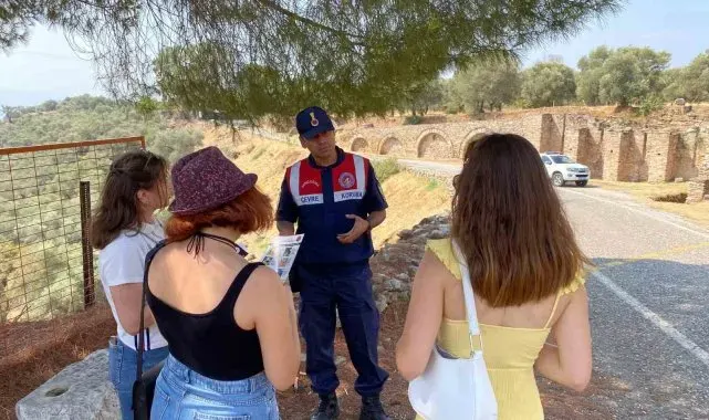 Jandarma Nysa'da ziyaretçileri bilgilendirdi