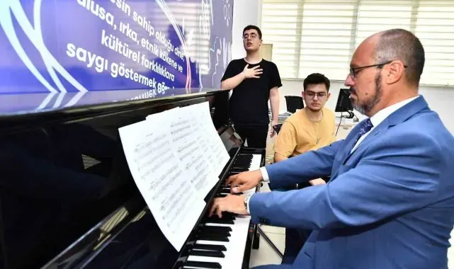 Büyükşehir'in kursuna katıldılar, hayallerindeki üniversiteyi kazandılar