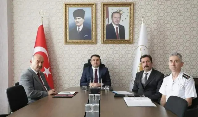 Vali Işın, yeni eğitim-öğretim yılı toplantısına Katıldı