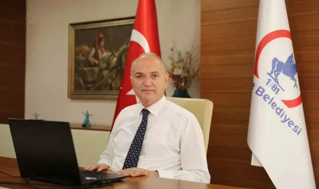 Başkan Özlü "30 Ağustos kurtuluşumuzu taçlandıran zaferdir"