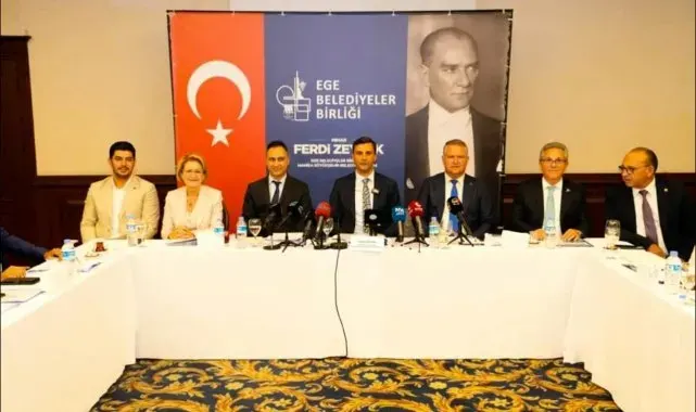 Başkan Çelik, Ege Belediyeler Birliği Encümen Toplantısına katıldı