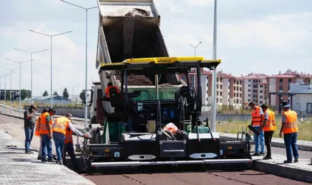 Kars'ta otogarın yolları yapılıyor