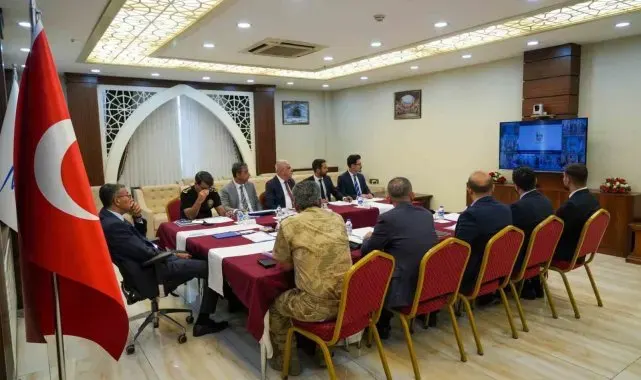 Hakkari'de "Metamfetaminle Mücadele Eylem Planı Değerlendirme Toplantısı' yapıldı