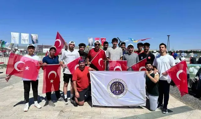 Atatürk Üniversitesi ailesi, Malazgirt'te kahraman ecdadını andı