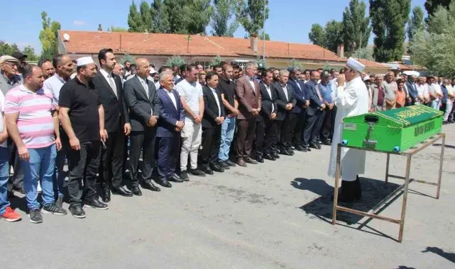 Selde hayatını kaybeden şahıs toprağa verildi