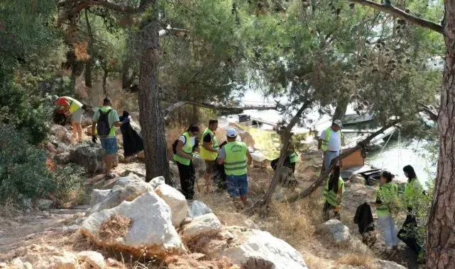 Bodrum'daki temizlik seferberliği Torba'da devam etti