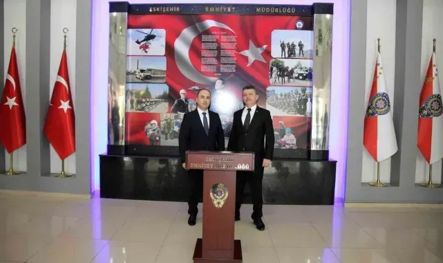 Eskişehir Emniyet Müdürü Tolga Yılmaz düzenlenen törenle görevine başladı