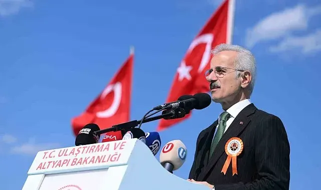 Bakan Uraloğlu: "Antalya-Alanya Otoyolu'nun tamamlanmasıyla mevcut güzergâhta 2,5 saat süren seyahat süresi 36 dakikaya düşecek"