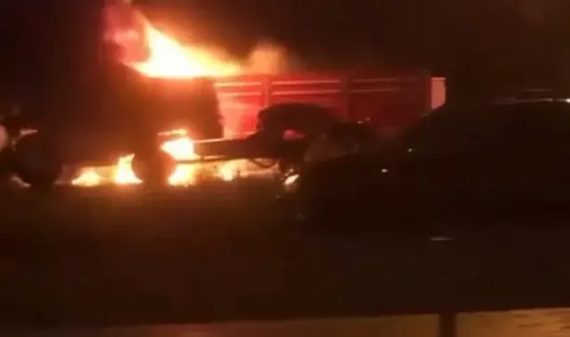Benzin istasyonundaki tır alev topuna dönüştü