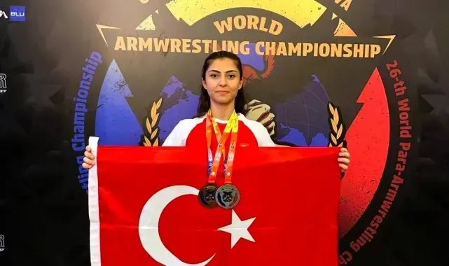 Çivrilli Petek bilek güreşinde Dünya 2.'si oldu