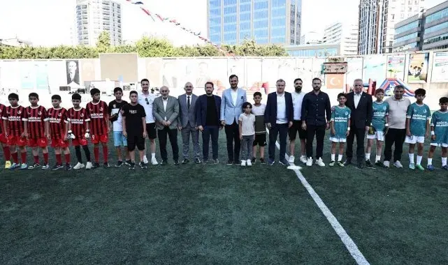 Gençlik ve Spor Bakanı Bak geleceğin sporcularıyla buluştu