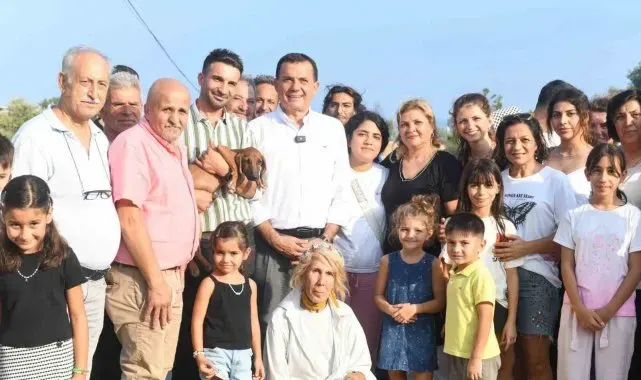 Site sakinleri sokak köpeğini sahiplendi