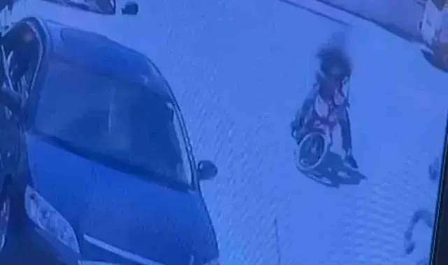 Böyle kaza görülmedi: Kaçan at, motosikletliyi altına aldı