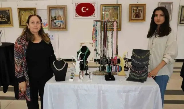 İpekyolu Gençlik Merkezinden yılsonu sergisi