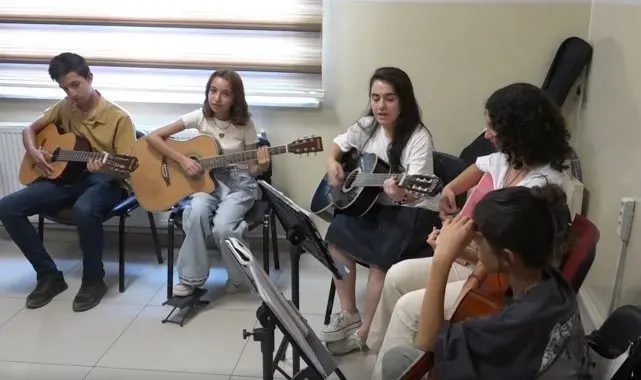 Şahinbey Belediyesi'nin müzik kursları yoğun ilgi görüyor