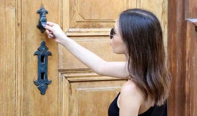 Motifleri ve sesleriyle bin yıllık tarihin kapısını aralıyor