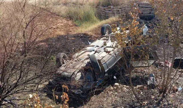 Yozgat'ta otomobil devrildi: 2 yaralı