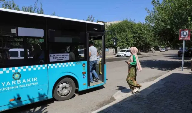 Diyarbakır'da ücretsiz ring seferleri başlatıldı