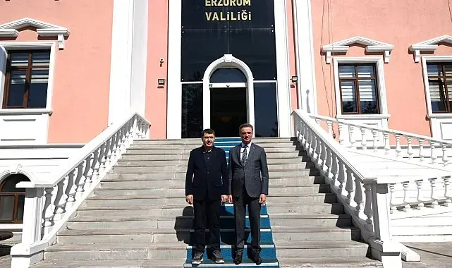 Vasip Şahin Erzurum'da