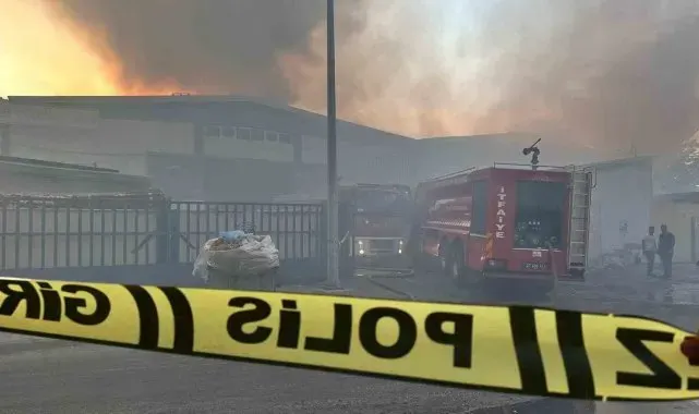 Gaziantep'te elyaf fabrikasında korkutan yangın