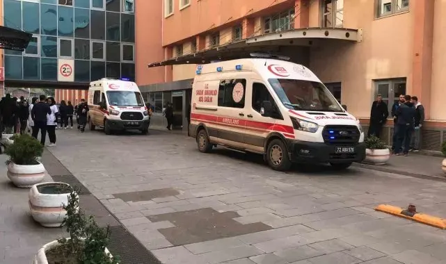 Batman'da 4 kişi boğulmaktan son anda kurtarıldı