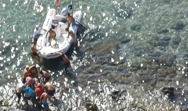 Çanakkale'de 30 metrelik uçurumdan düşen şahıs yaralandı