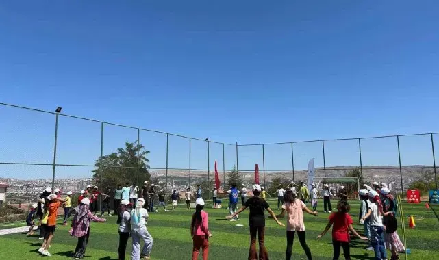 Elazığ Gençlik Merkezi yürekleri ısıttı